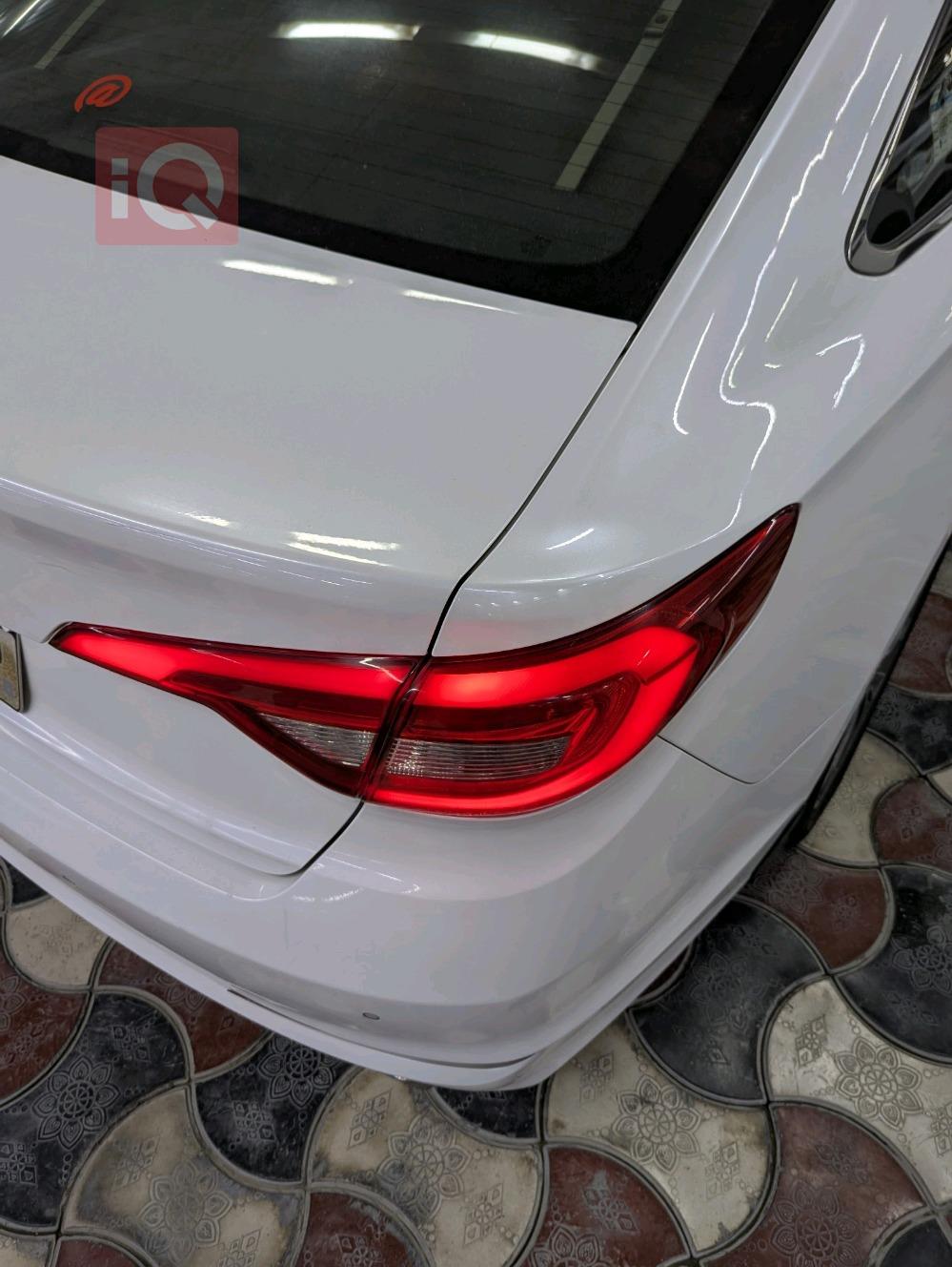 هیوندای سۆناتا